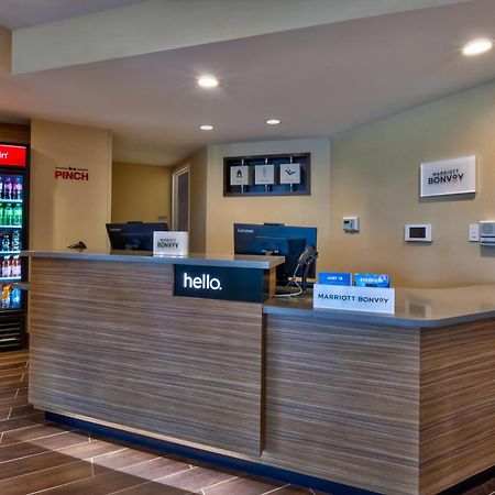 Towneplace Suites By Marriott Grand Rapids Airport Southeast Cascade Bagian luar foto