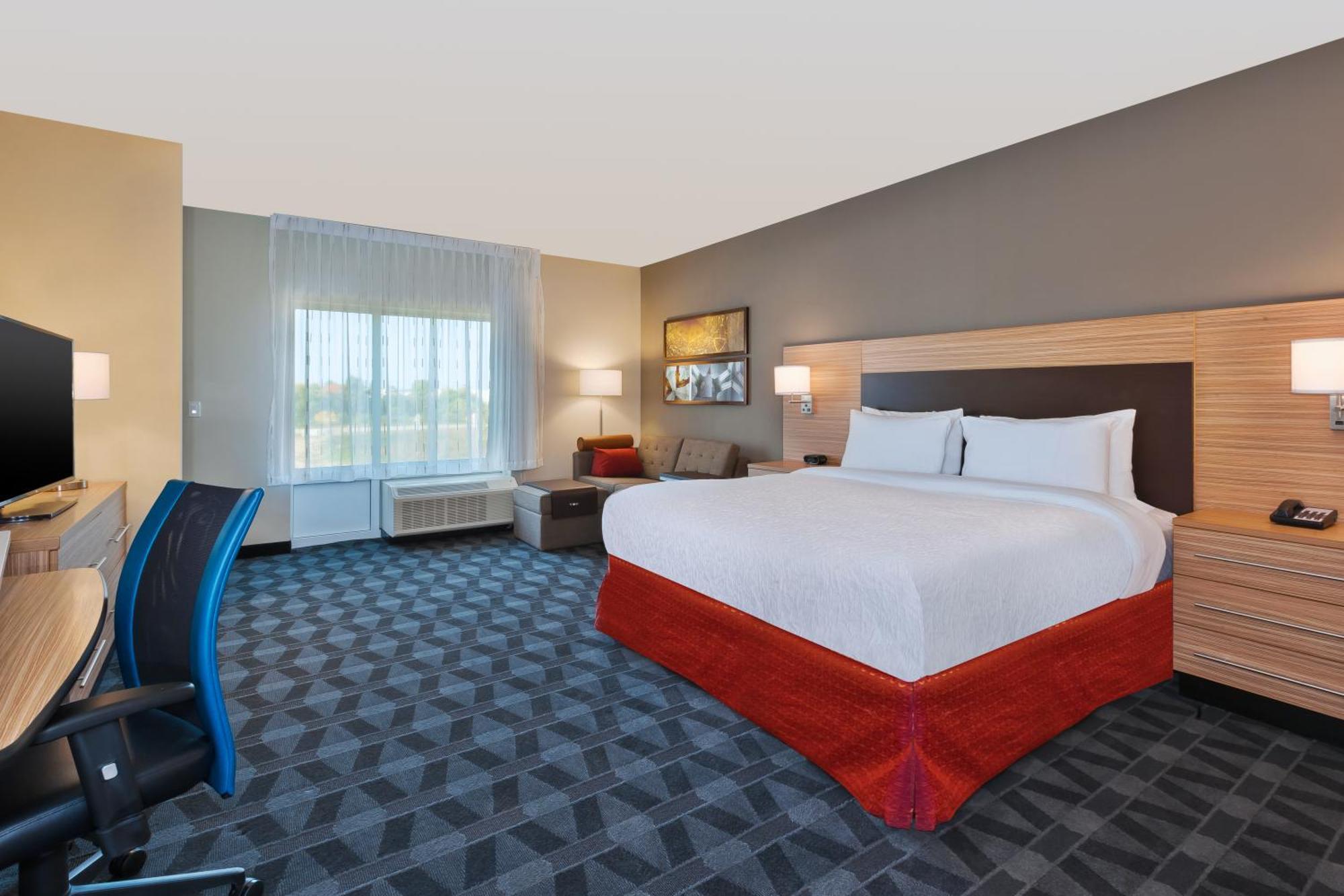 Towneplace Suites By Marriott Grand Rapids Airport Southeast Cascade Bagian luar foto